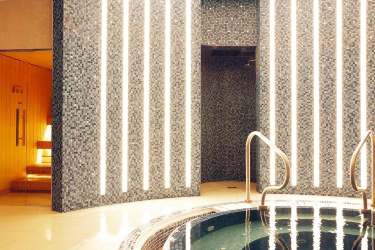 ווסטפורט Castlecourt Hotel, Spa & Leisure מראה חיצוני תמונה